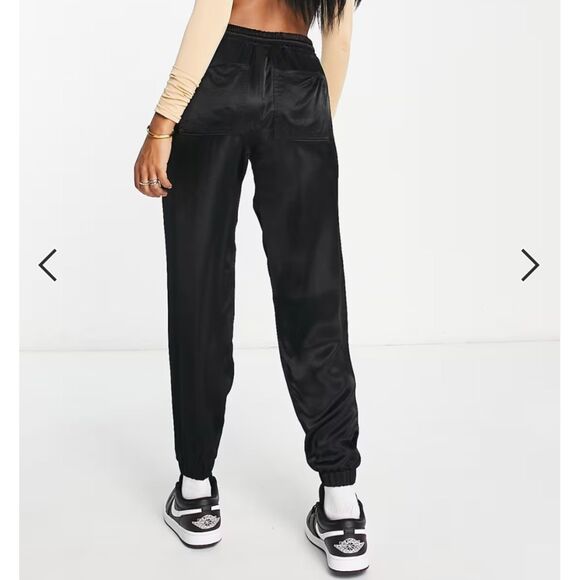 ASOS DESIGN Hourglass satin seam detail Trousers in black, US 6 - Picture 2 of 4